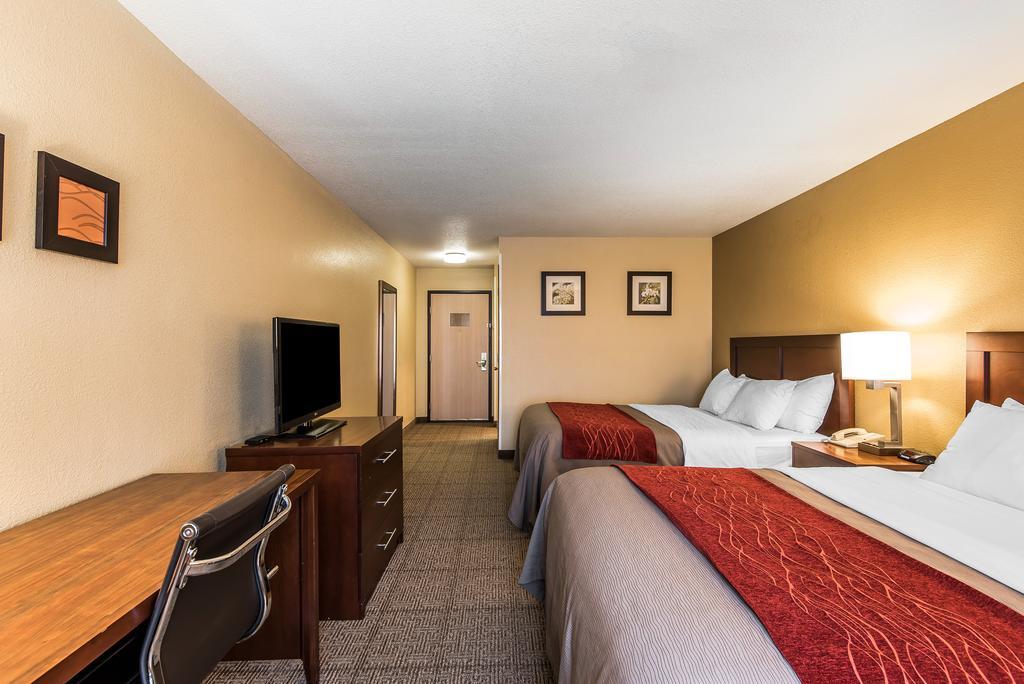 Quality Inn & Suites Bethany Exteriör bild