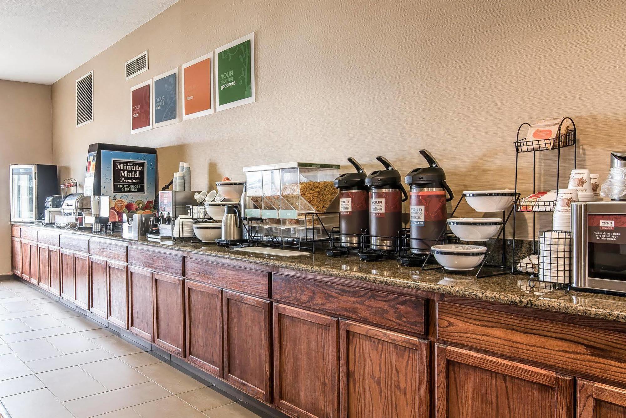 Quality Inn & Suites Bethany Exteriör bild